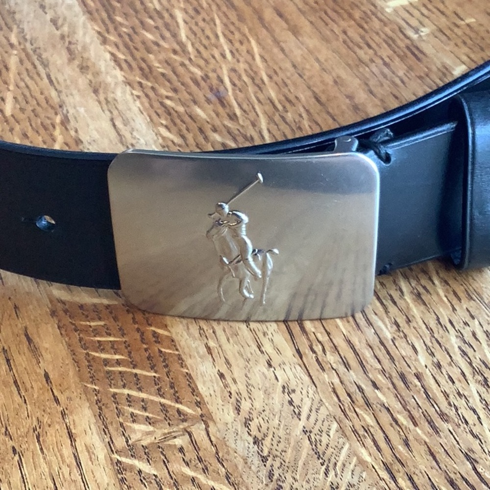 Black Leather Belt by Polo by Ralph Lauren. Size 32. new!
